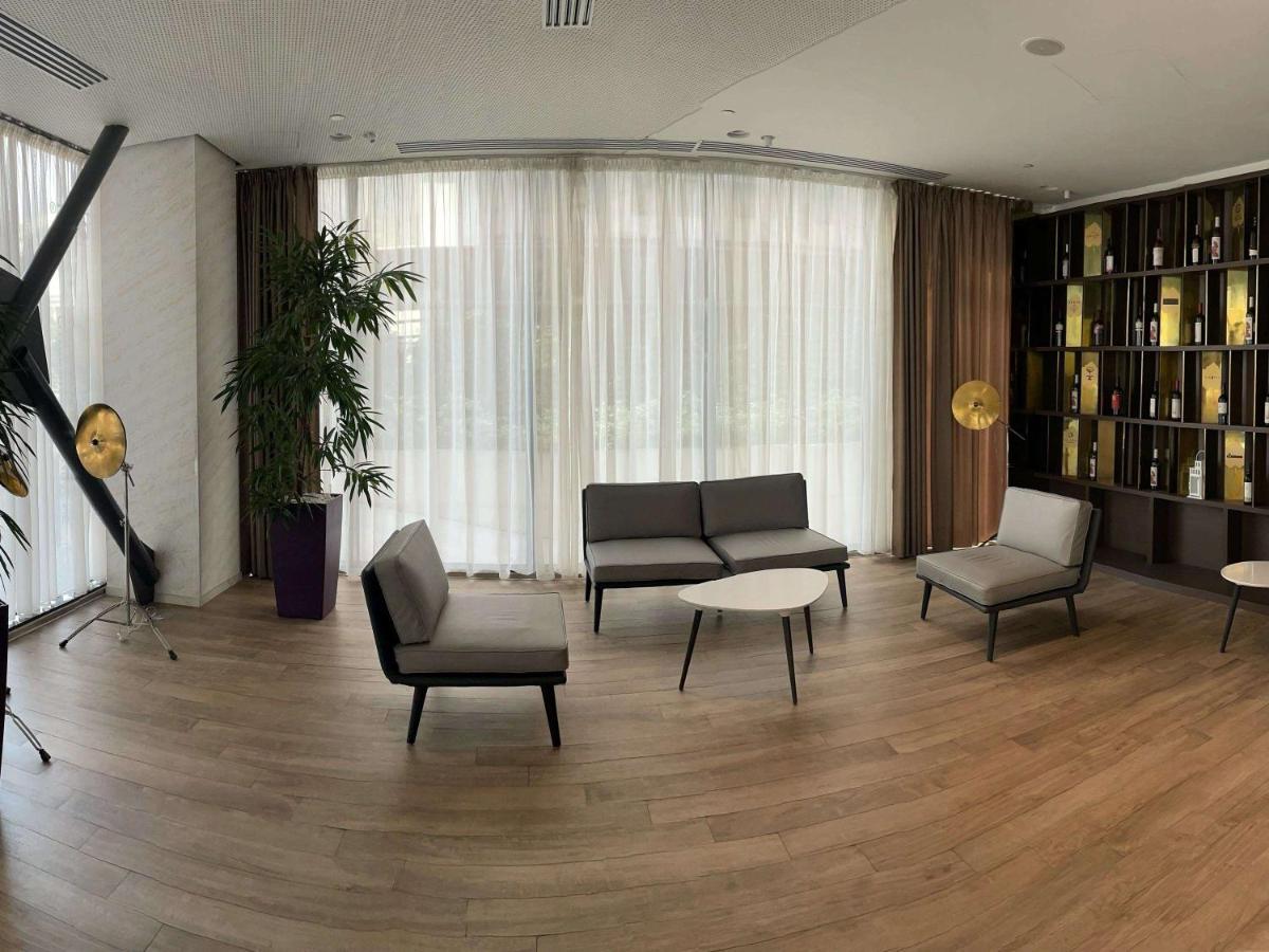 Mercure Bucharest City Center Exterior photo