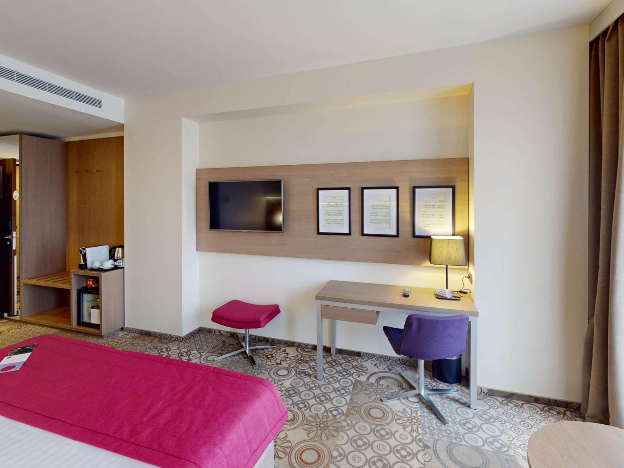 Mercure Bucharest City Center Exterior photo